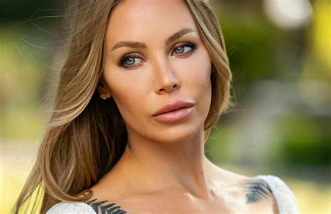 Nicole Aniston Age and Bio: Career, Family, Net Worth in 2024